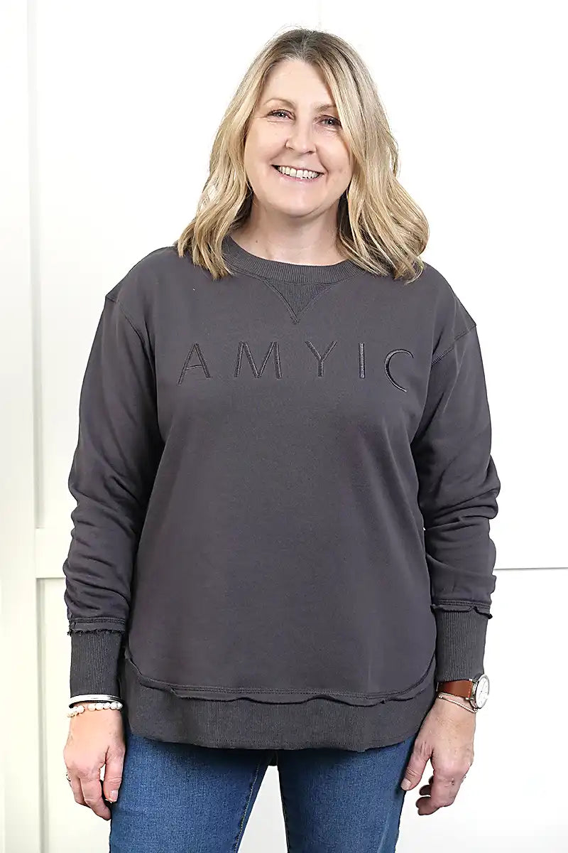 Chille Everyday Wander Pullover in Charcoal front view