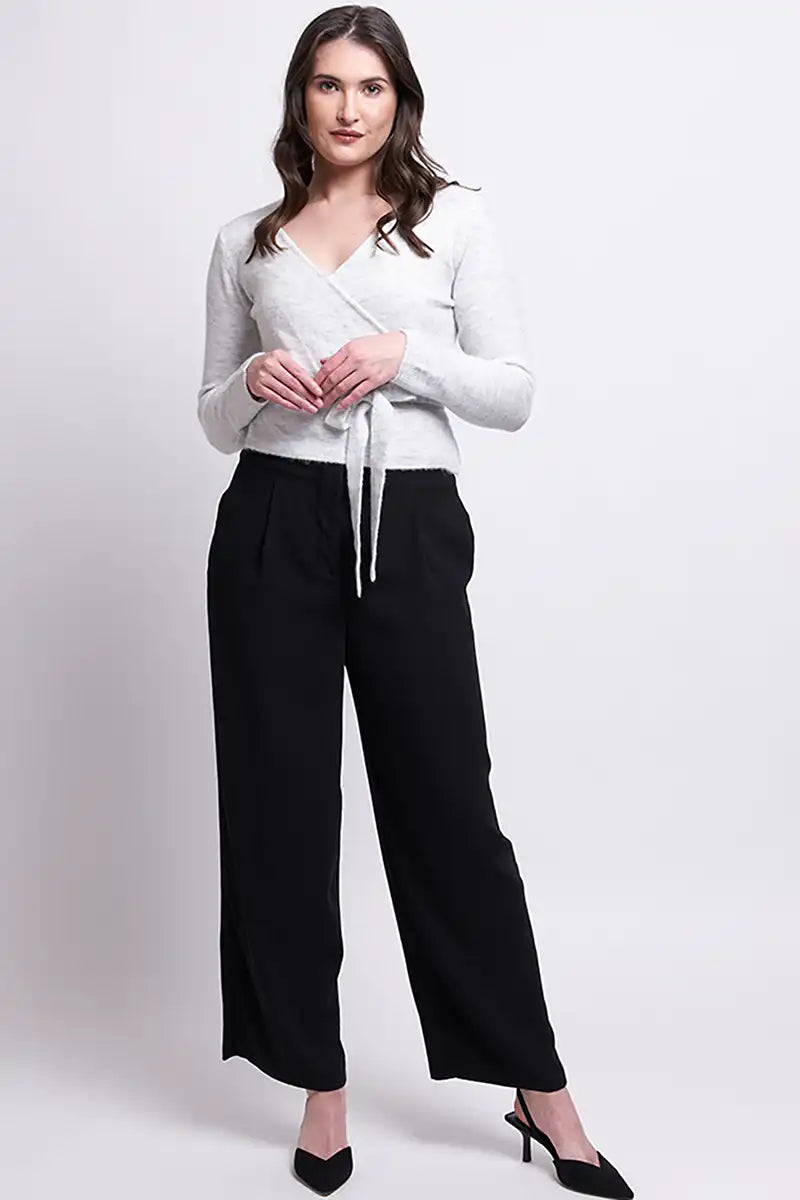 Foil Boss Babe Pant in Black front