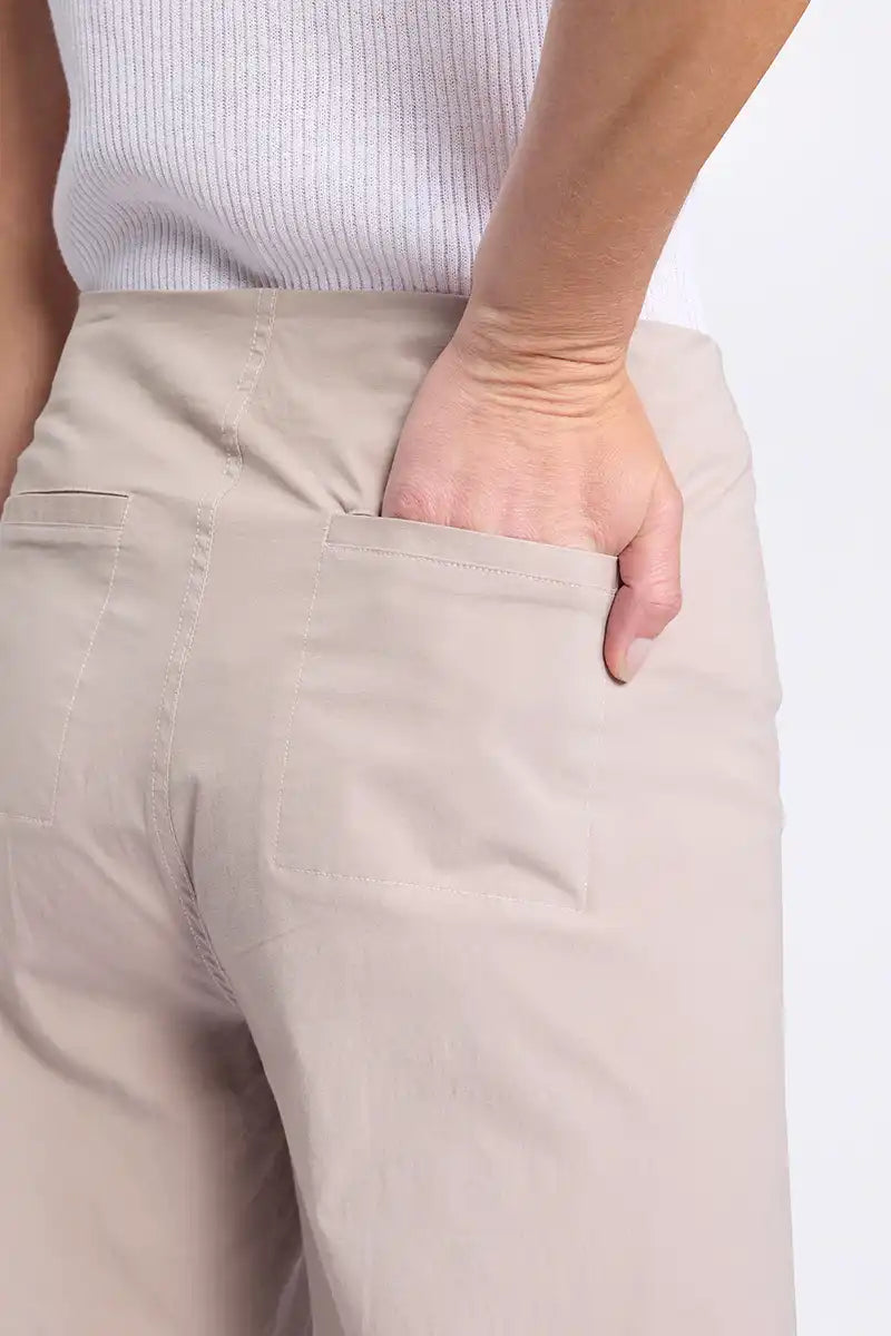 Marco Polo 3/4 Wide Leg Pant in Natural detail back pocket view