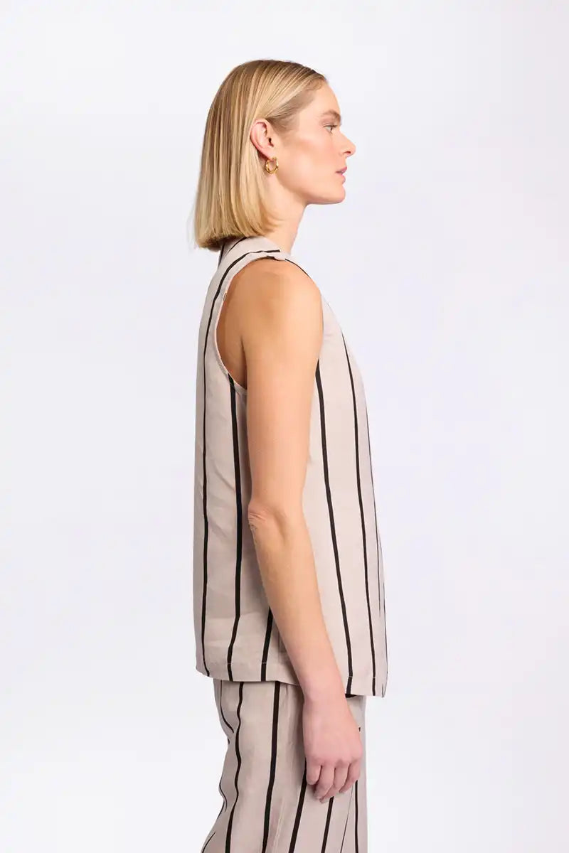 Marco Polo Short Sleeve Stripe Wrap Shirt in Natural Stripe side view