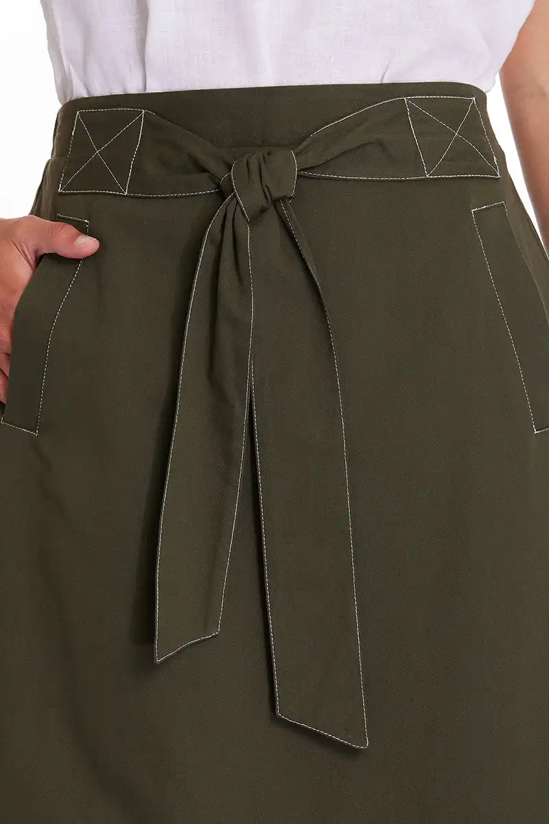 Marco Polo Topstitch Cotton Blend Skirt in Dark Khaki waist detail