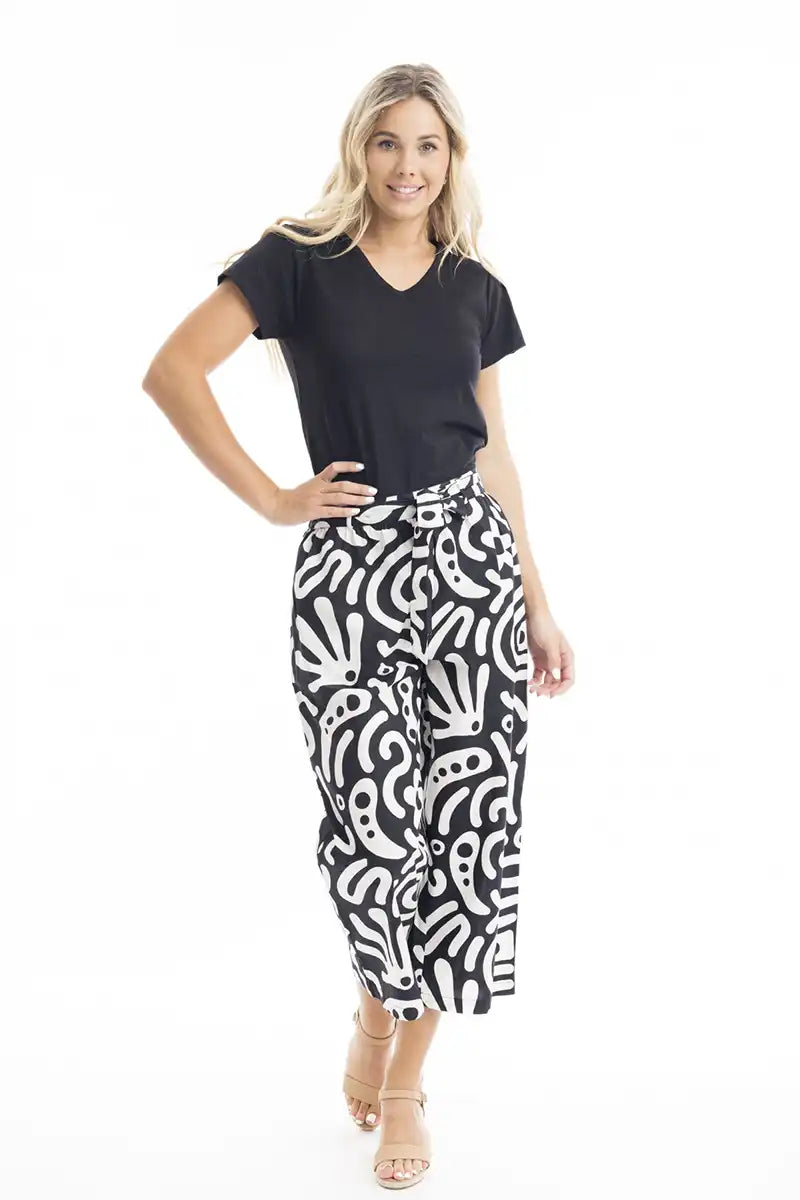Orientique Poplin Print Pant in Black front full model view