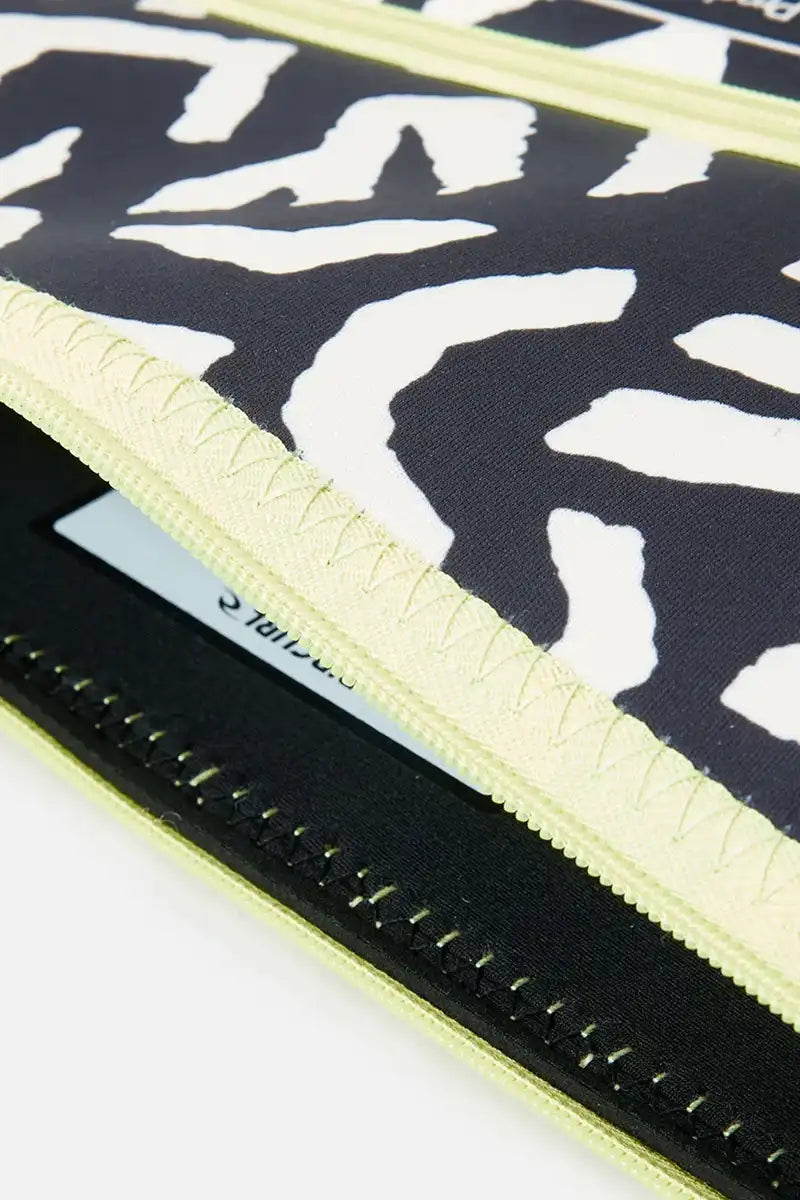 Rip Curl Pencil Case XL Variety in Washed Black id label patch