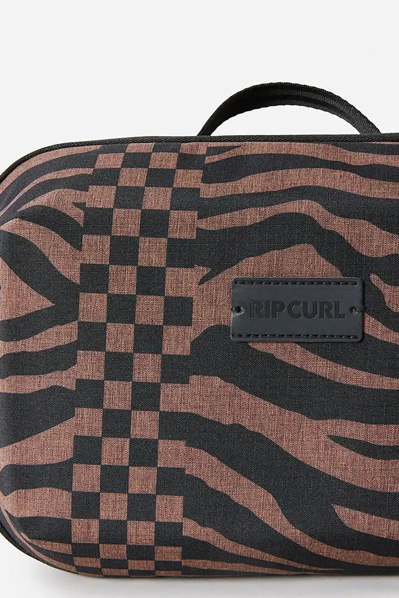 Rip Curl Ultimate beauty Case detail