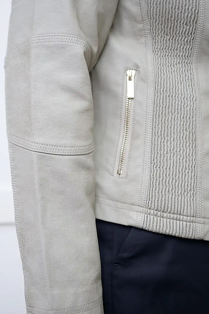The Rebel Ridge Jacket – Oat arm and front pocket detail