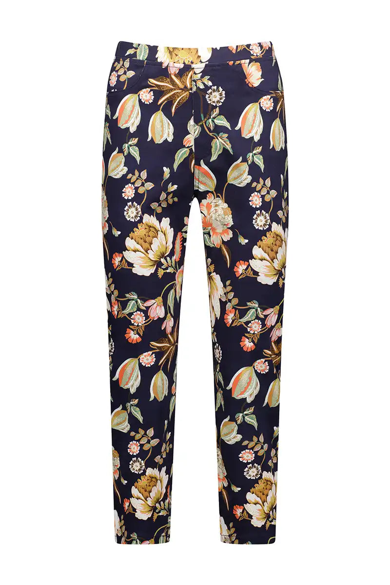 Vassalli 7/8 Slim Leg Pull-On Pant in Freya Print front garment only view