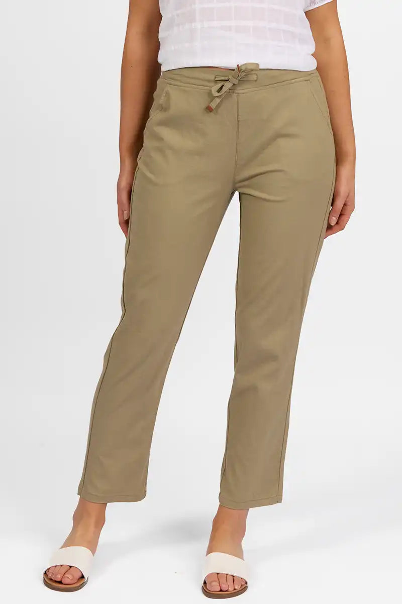 Vassalli Ankle Grazer Pant - Slim Leg Elastic Waist in Sage front detail view