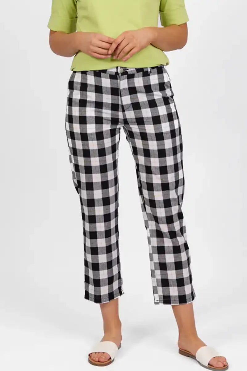 Vassalli Rainbow Check Slim Leg 7/8 Pant front detail view