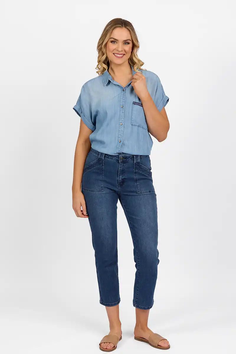 Vassalli Slim Leg Ankle Grazer Jean in Blue Denim