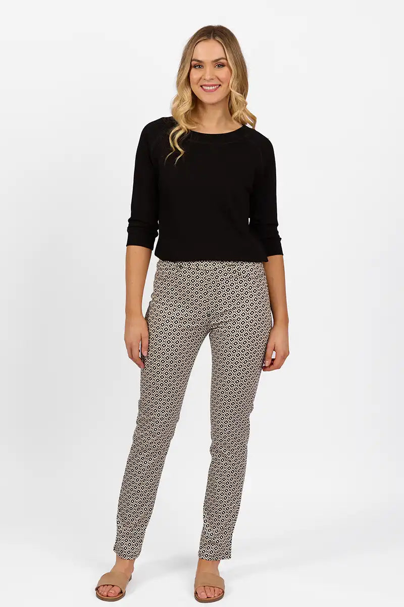 Vassalli Slim Leg Full Length Pull On Pant in Sahara