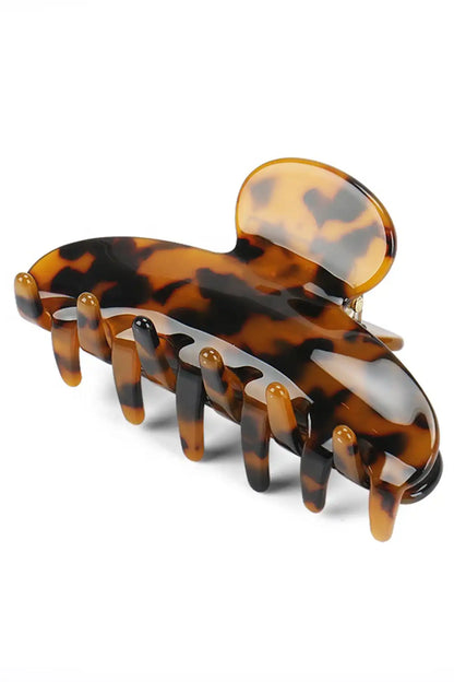 Claw Clip Eco friendly Dark Tortoiseshell on a white background 3/4 view