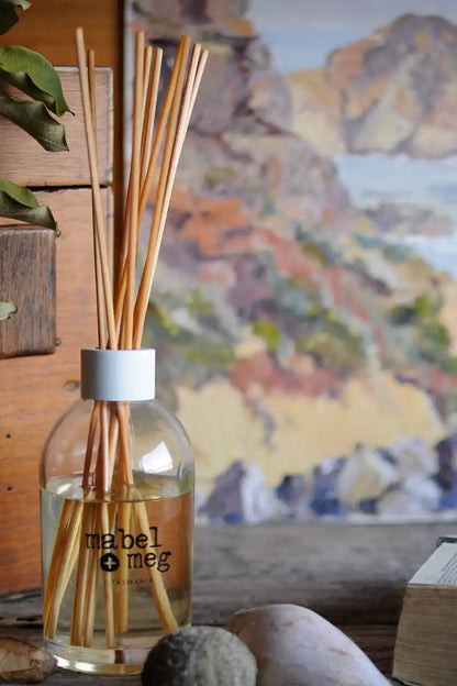 Reed Diffuser with coastal picture