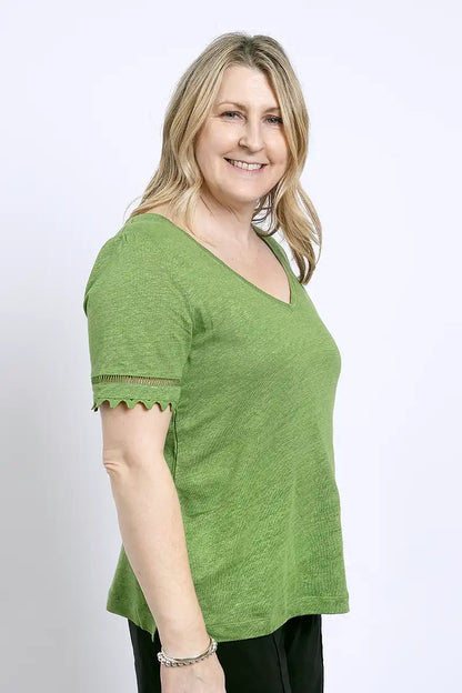 Foil Top All The Trimmings in Apple side view