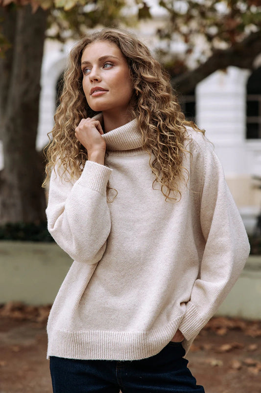 Humidity Women's Freya Jumper in Marshmallow feature image