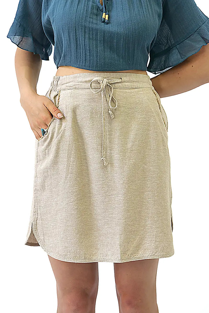 Detailed view of the Humidity Skirt Tammi in Natural