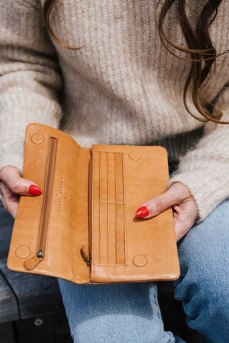 Dusky Robin Iris Purse - Tan, Open.