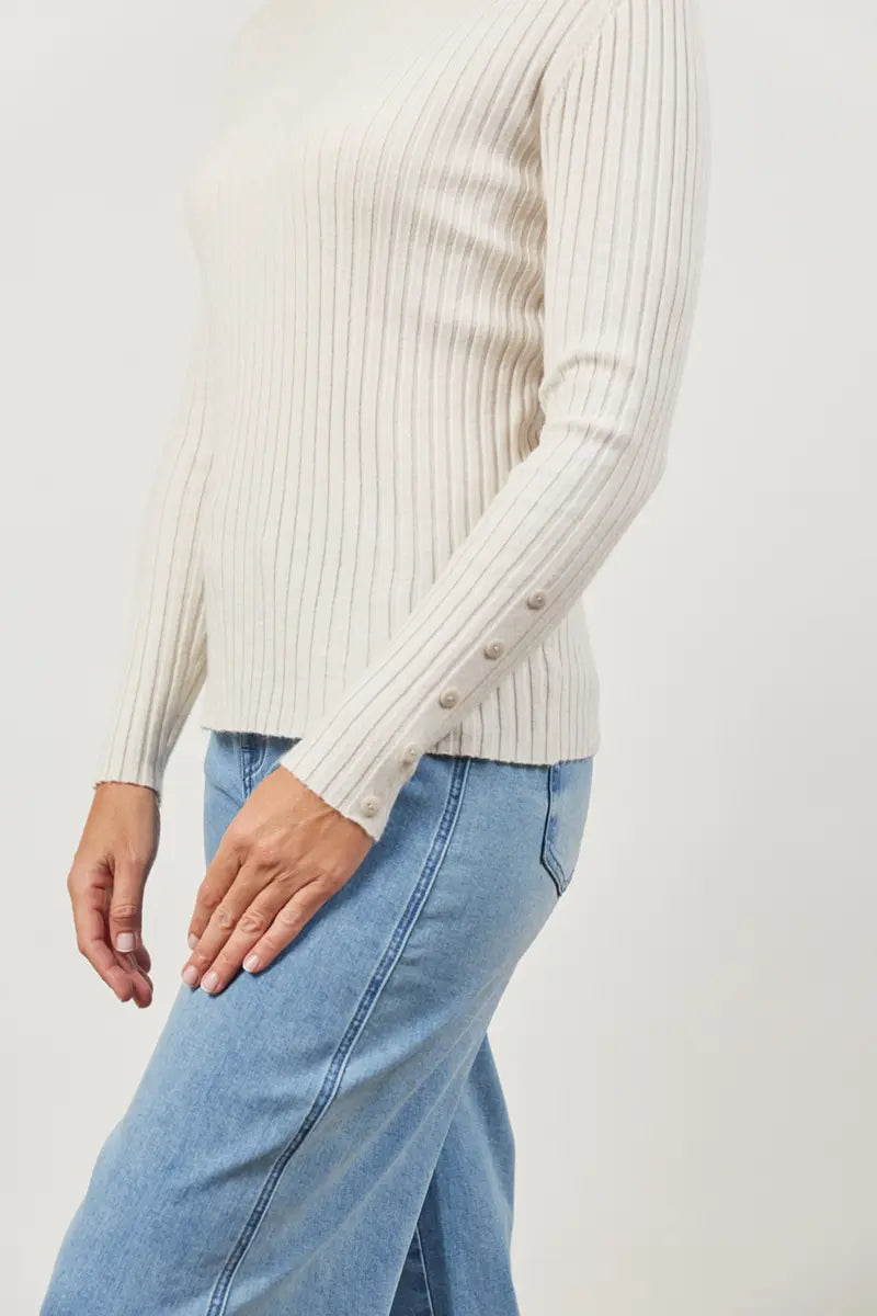 Isle of Mine Skyline Knit Top in Creme sleeve detail