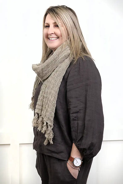 Le Rive Linen Scarf Hand-Loomed in Natural Taupe side view
