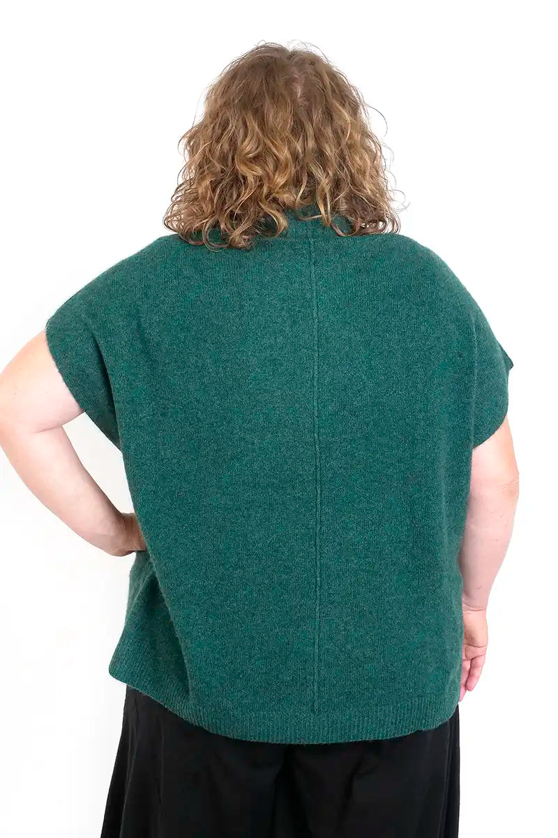 Mansted Womens Poncho Zo-Bee in Green back
