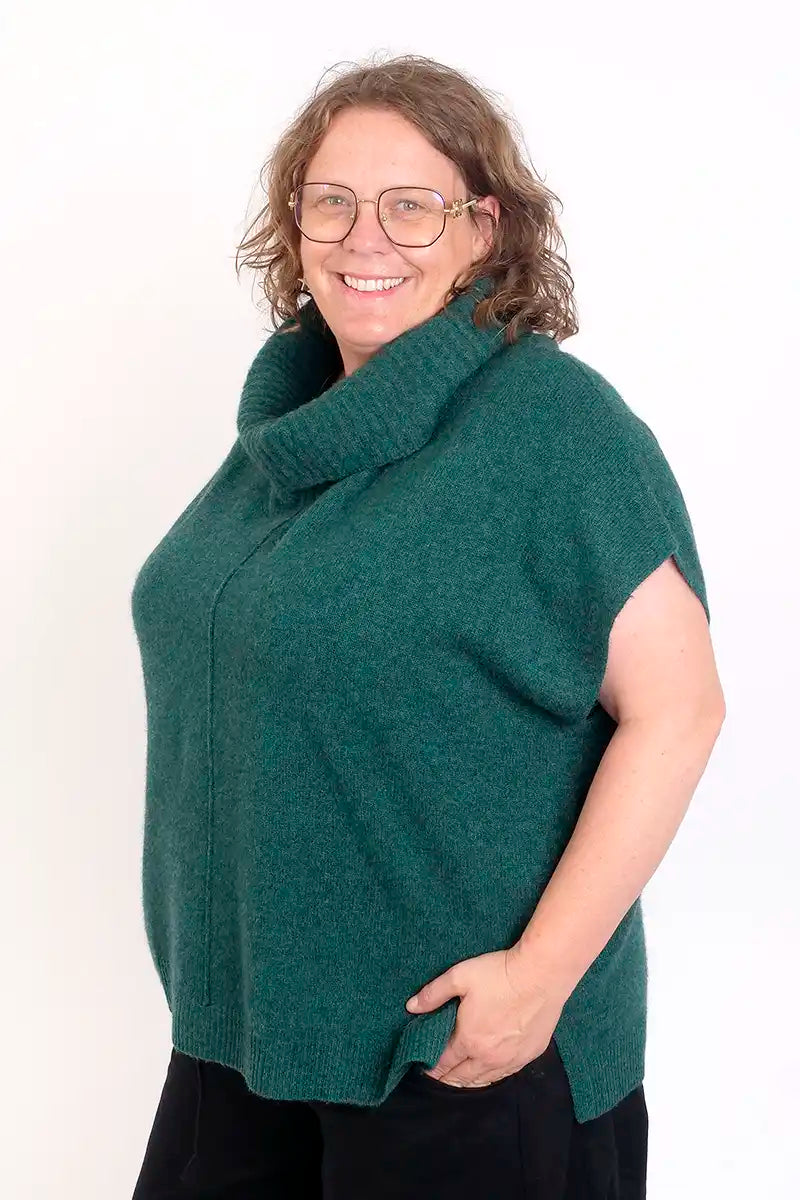 Mansted Womens Poncho Zo-Bee in Green side
