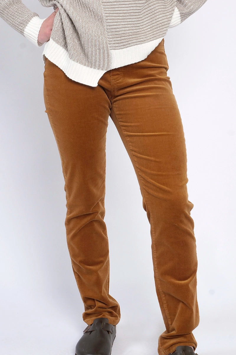 Vassalli Slim Leg Pull On Cord Pant in Copper front detailed view