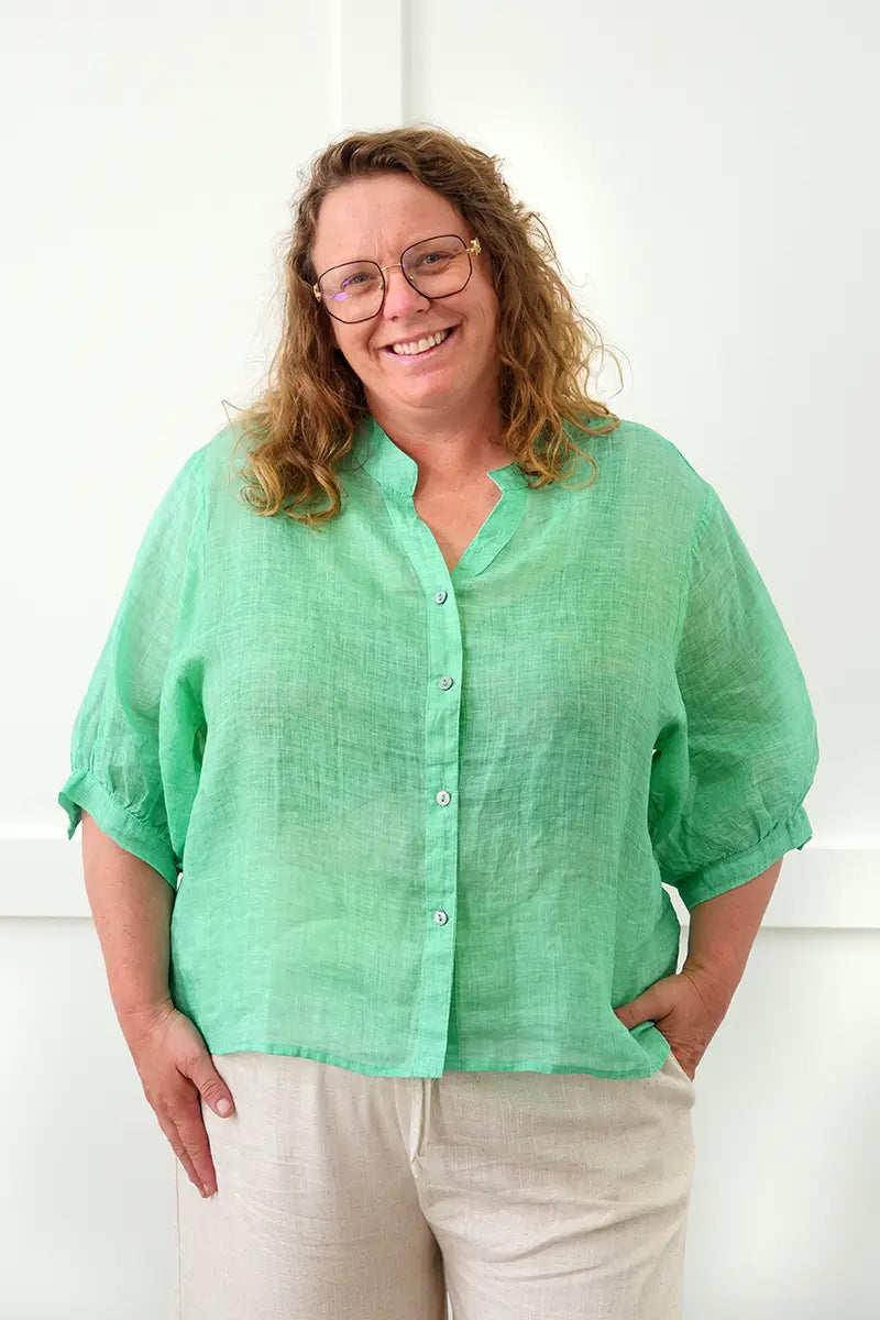 Women's Button Back Linen Shirt in Green