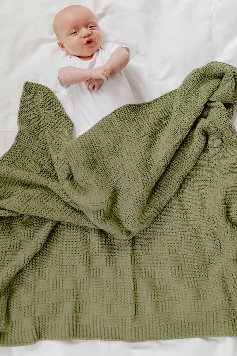 baby in the di LUSSO Freya Mint Blanket