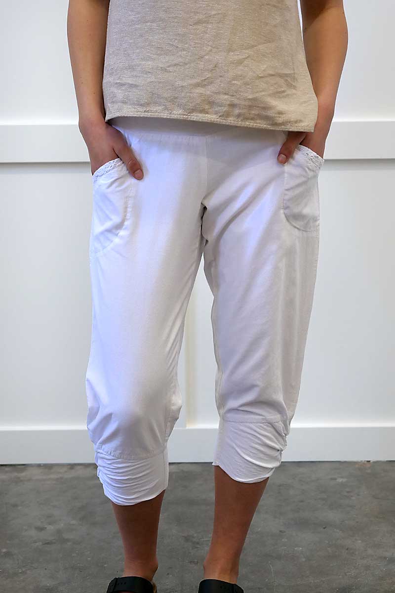 front detail view of the Humidity Castaway Pant in White