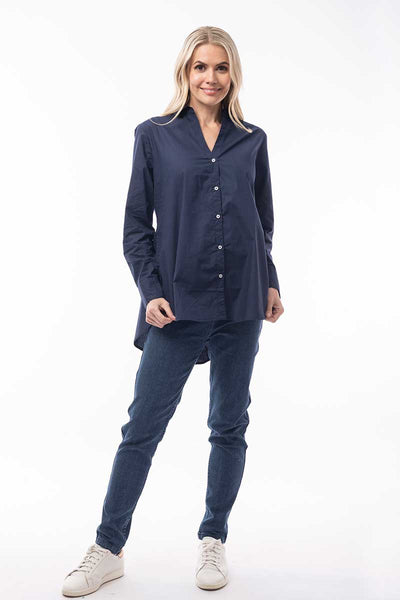 Orientique Poplin Shirt New Ruched Back in Navy full model view