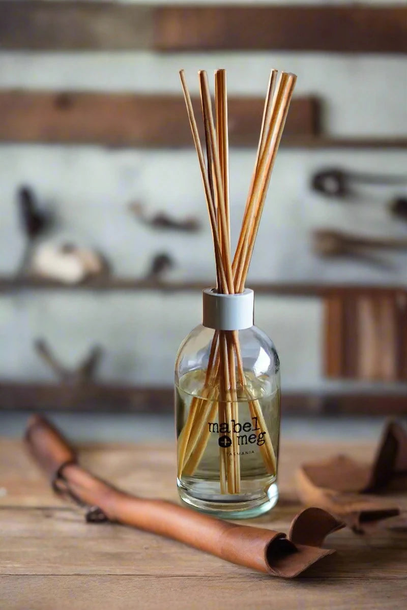 Salted Maple Reed Diffuser Reed Diffuser by Mable + Meg - Vintage Leather XL – Chille