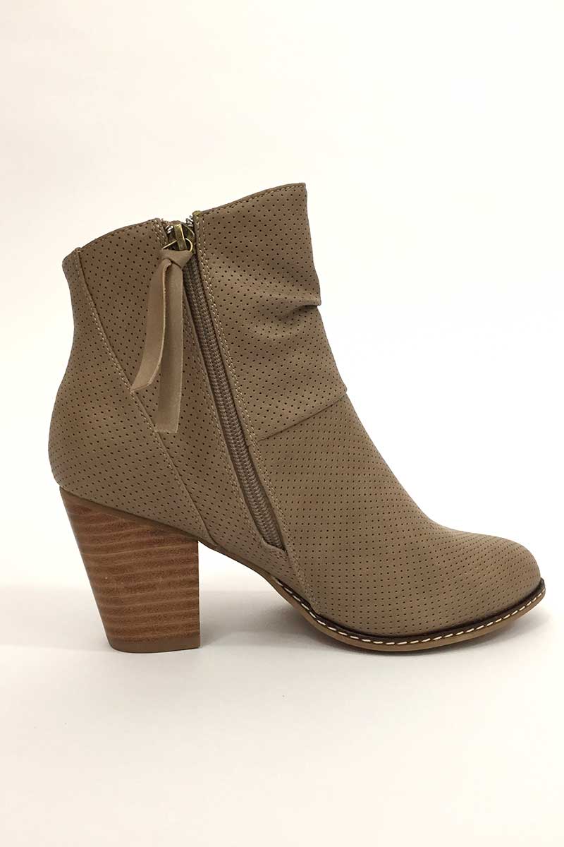 Bay Lane Women's Heel Boot Dallas in Taupe right side with zip
