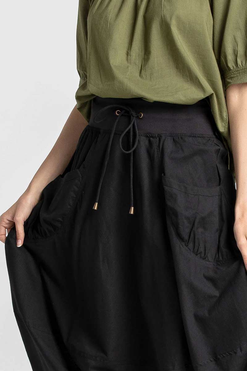 Boom Shankar Guru Skirt Basic - Black front waist detail