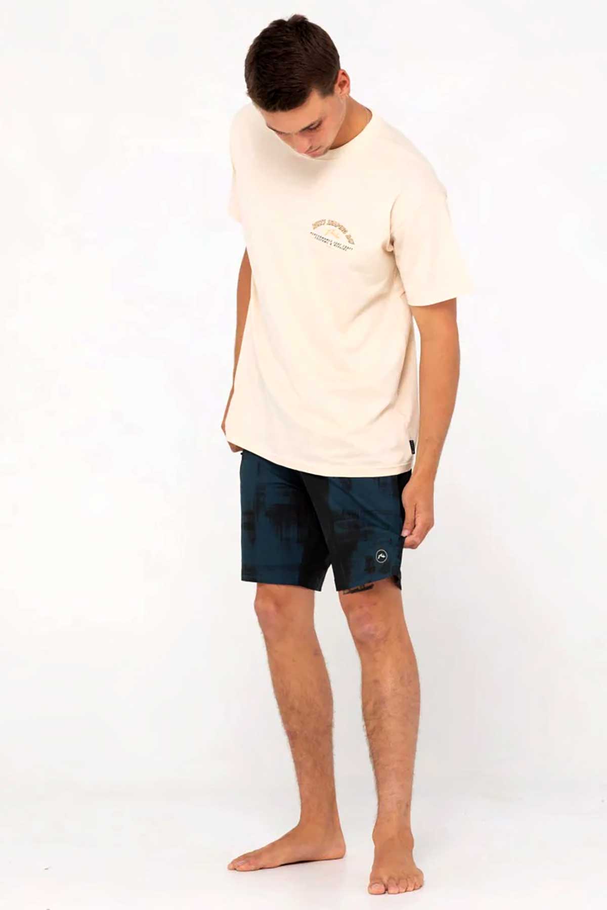 Rusty Roller Boardshort outfit