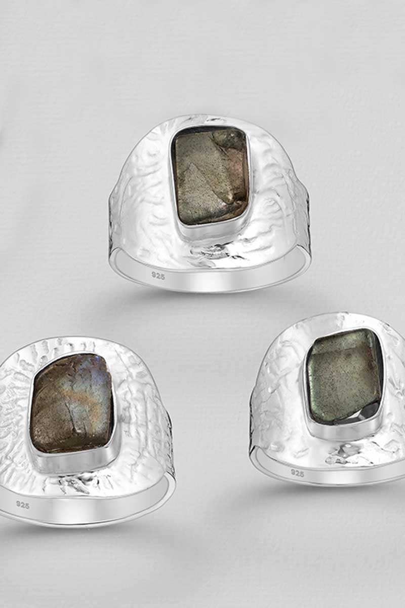 Sterling Silver Ring - Labradorite