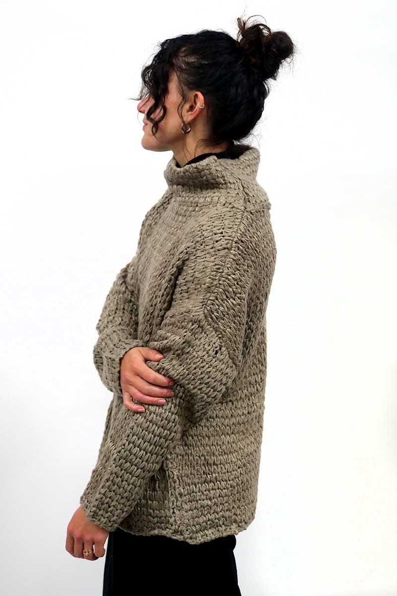 side view of the Naturals by O&J Wool Blend Jumper Janet - Tabacco